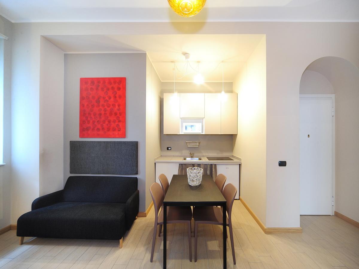 Urban District Apartments - Milan Old Town Central 2 Br Luaran gambar